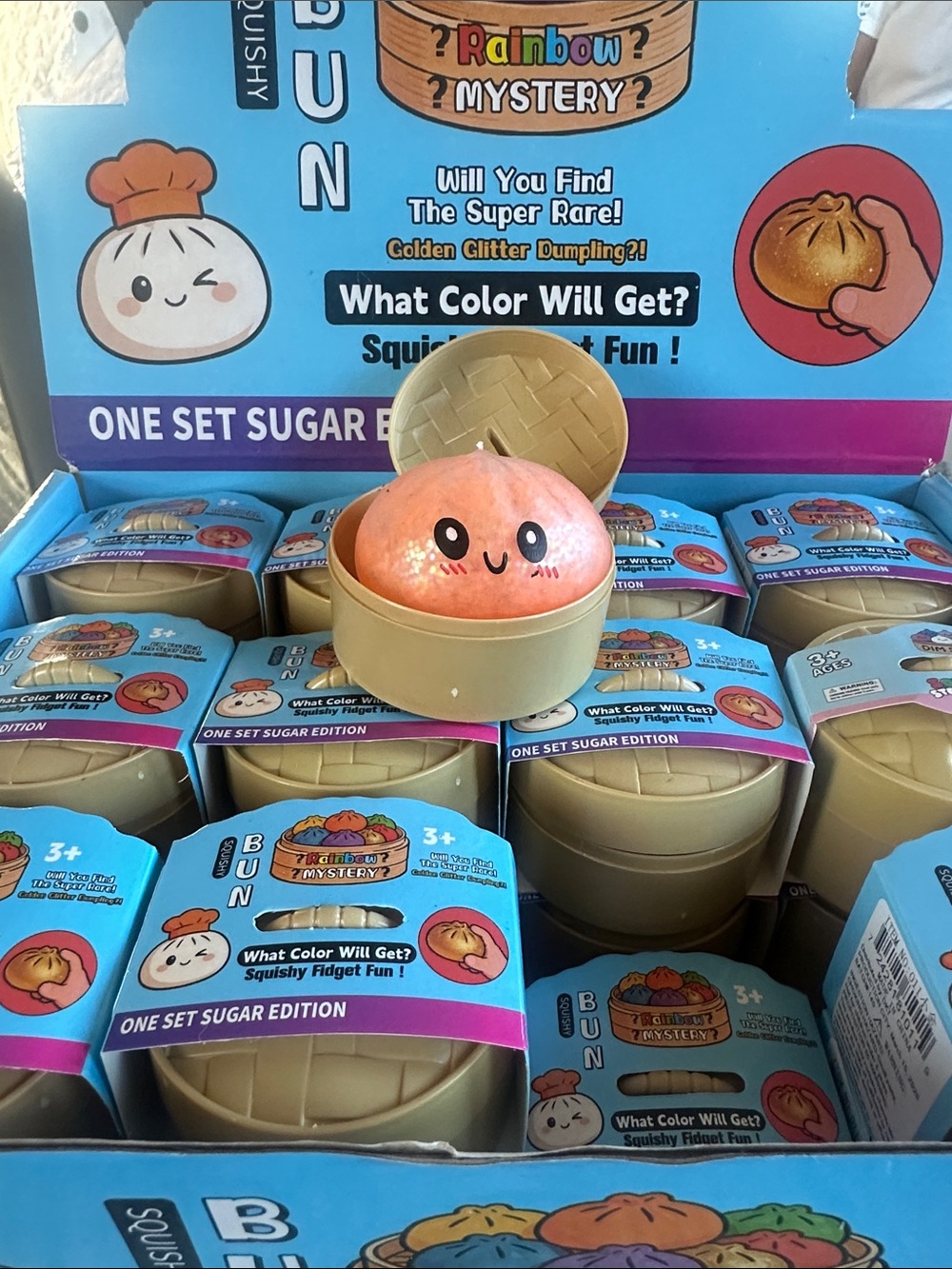Bun Squishy Mystery Dumpling - what color will you get ?